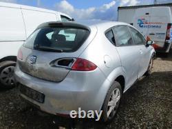 Porte arriere gauche SEAT LEON 2 PHASE 1 2.0 TDI 16V TURBO /R20137555