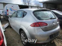 Porte arriere gauche SEAT LEON 2 PHASE 1 2.0 TDI 16V TURBO /R20137555